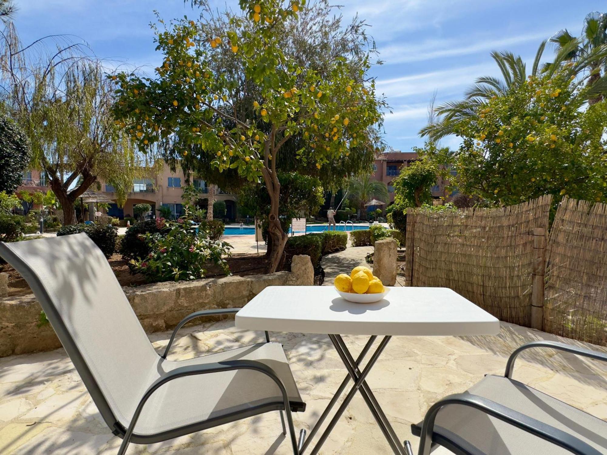 Beautiful Garden Apartment Mandria  Luaran gambar